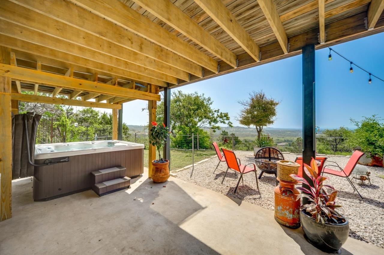 Fredericksburg Retreat With Private Hot Tub And Patio! Villa Bagian luar foto