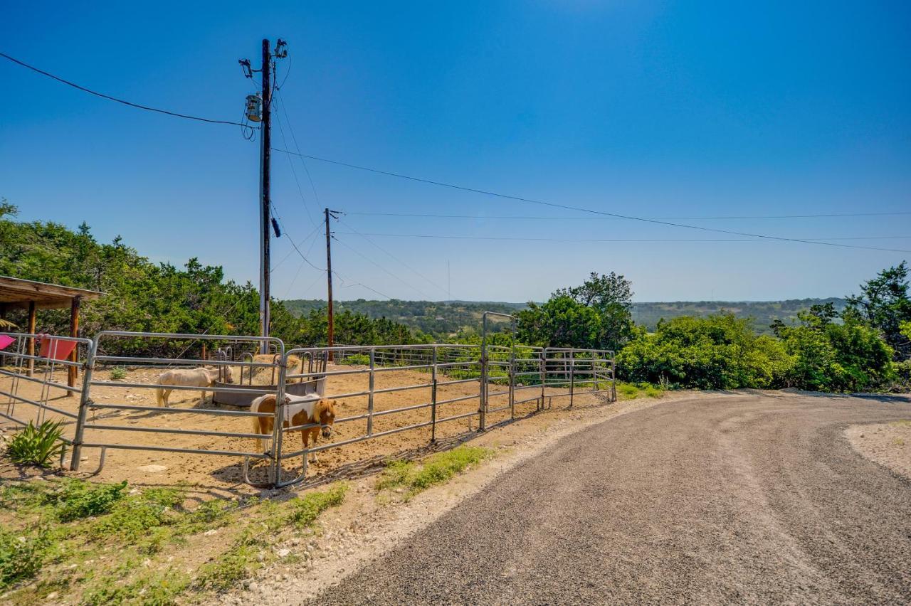 Fredericksburg Retreat With Private Hot Tub And Patio! Villa Bagian luar foto