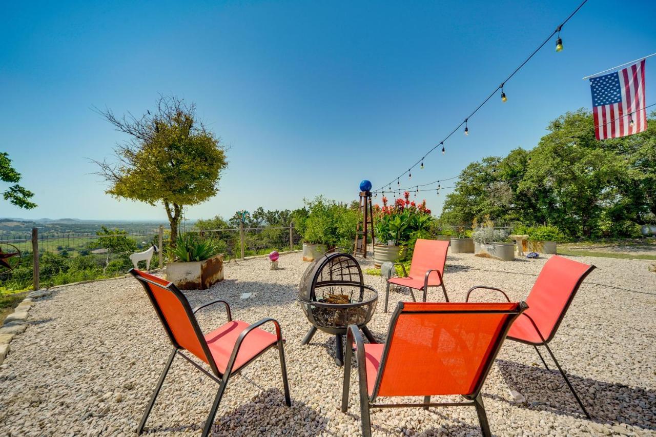 Fredericksburg Retreat With Private Hot Tub And Patio! Villa Bagian luar foto